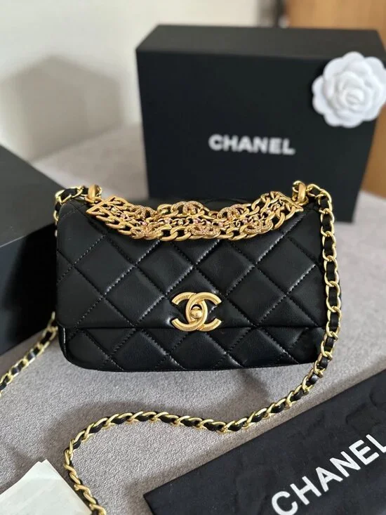 Luxury Black Aged Calfskin 2.55 Mini Reissue Crystal CC Embellished Chain GHW - Picture 2 of 9